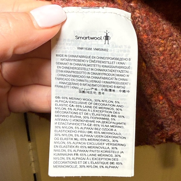 Smartwool - Women's Relaxed Fit Button Down Cozy Lodge Cropped Cardigan Sweater - Picture 7 of 7